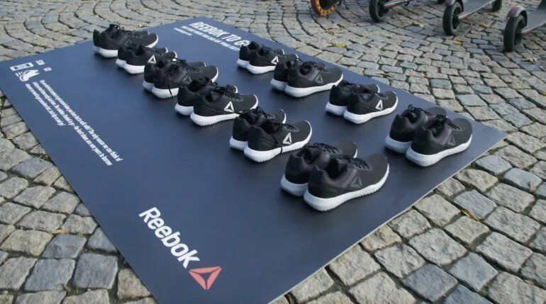 Reebok lance un concept de baskets en libre-service dans la rue