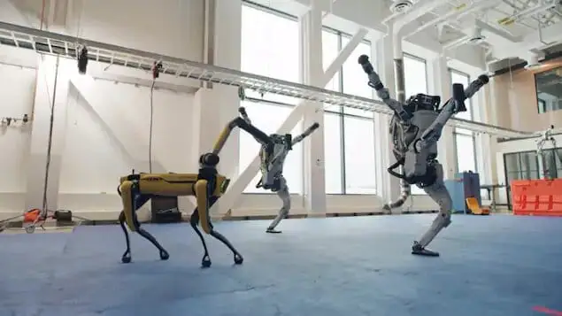 Les robots de Boston Dynamics dansent mieux que vous