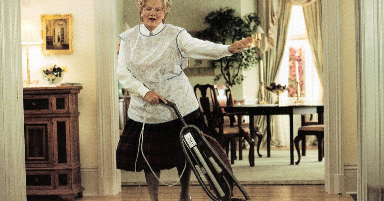 Madame Doubtfire : Chris Colombus confirme qu’il y a une version R-Rated du film