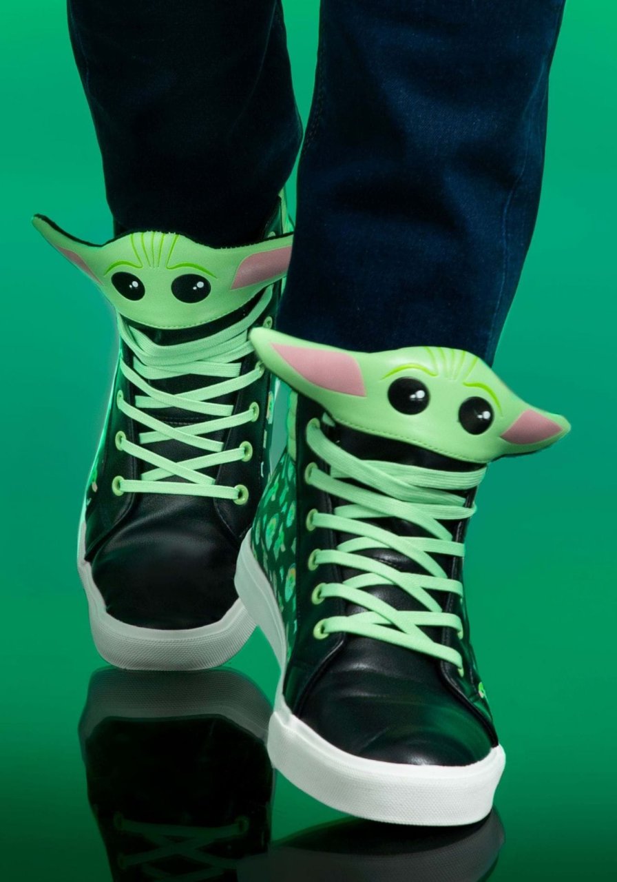 Star Wars : allez vous craquer pour les sneakers Baby Yoda ? #5