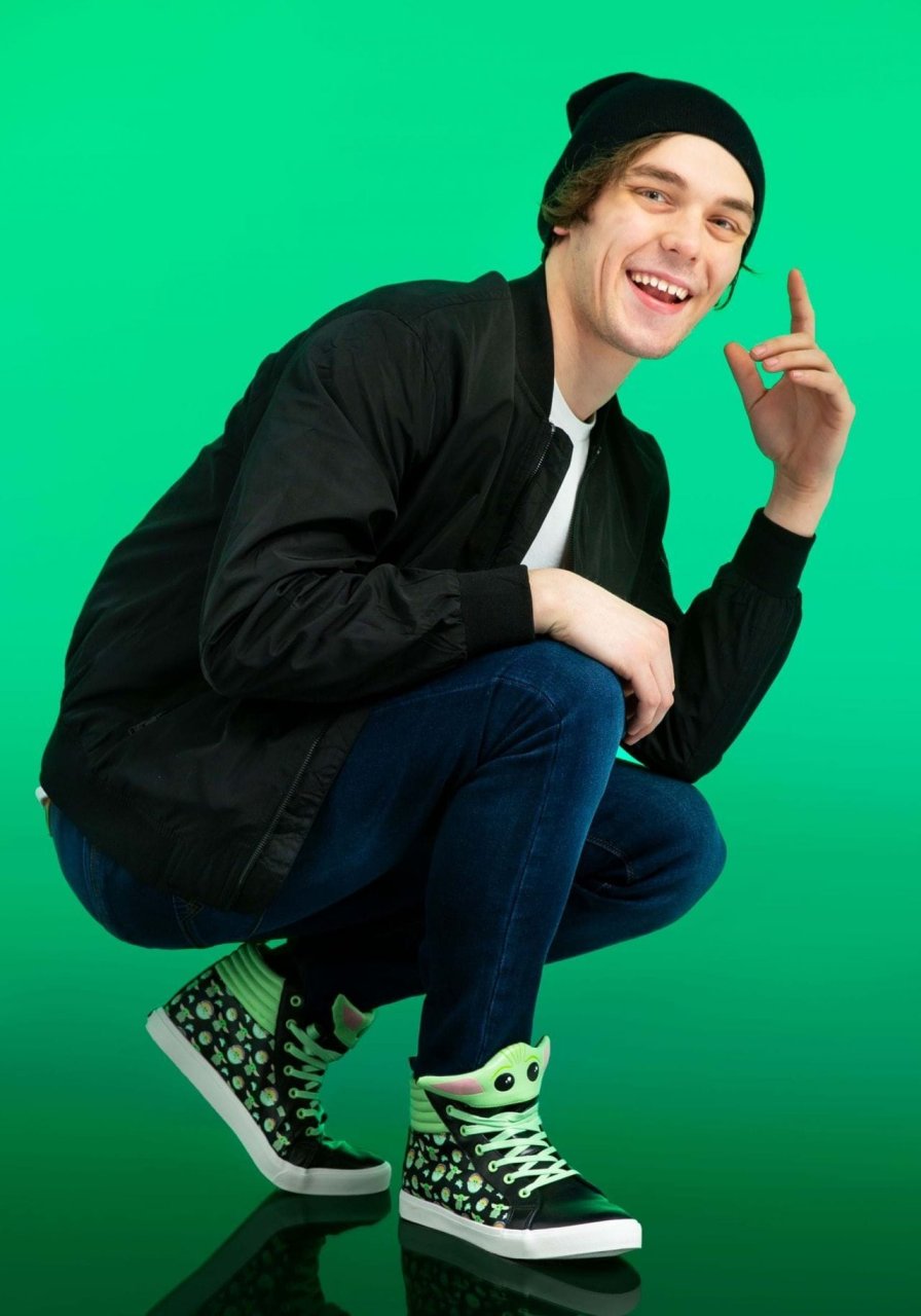 Star Wars : allez vous craquer pour les sneakers Baby Yoda ? #4