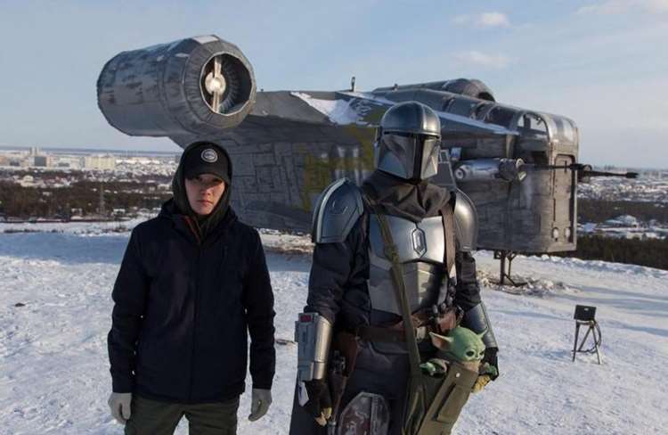 The Mandalorian : un fan fabrique un Razor Crest grandeur nature avec un cockpit fonctionnel #2