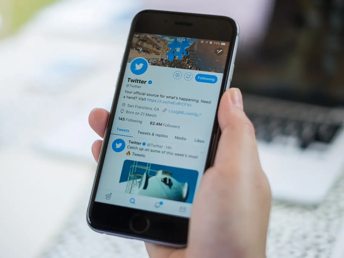 Twitter va bannir les utilisateurs qui publient des fakes news sur les vaccins contre le Covid-19 #2