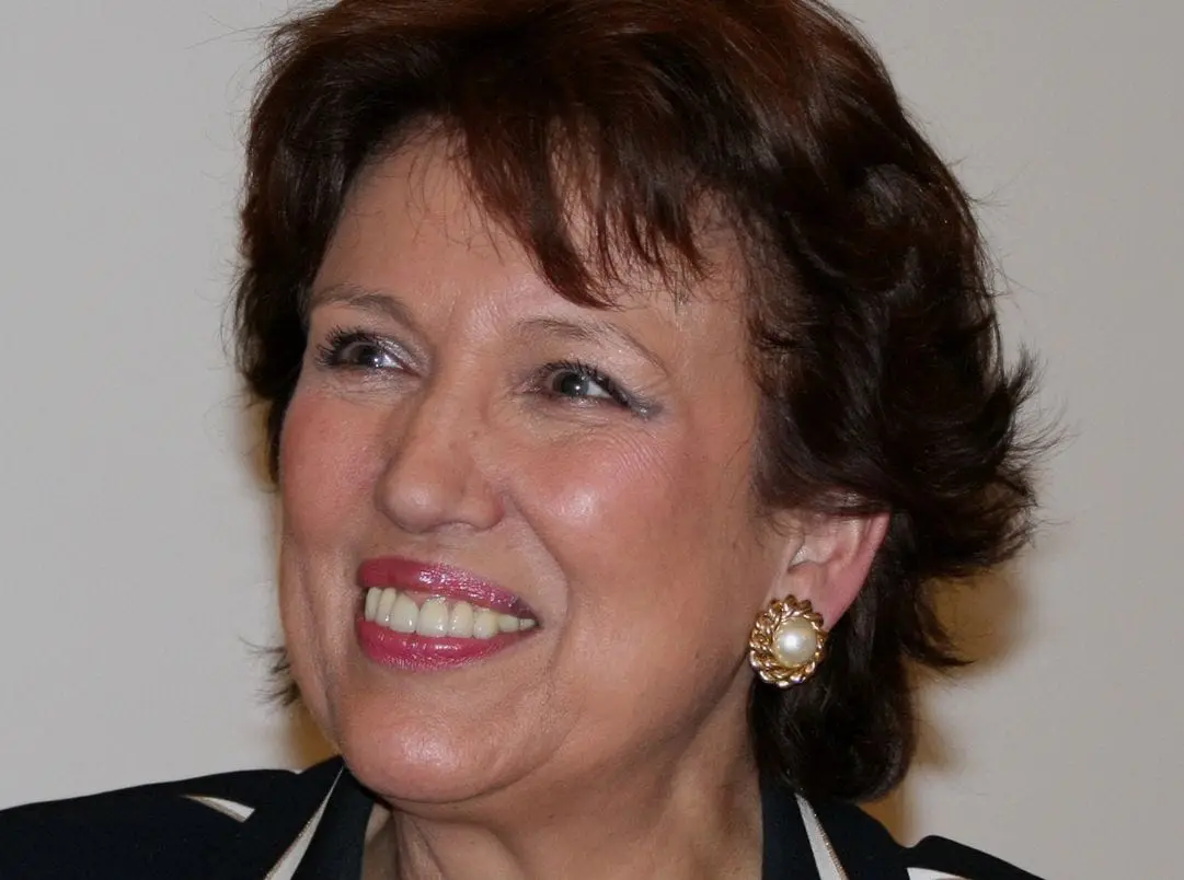 Cyril Hanouna remplace Roselyne Bachelot au poste de Ministre de la Culture
