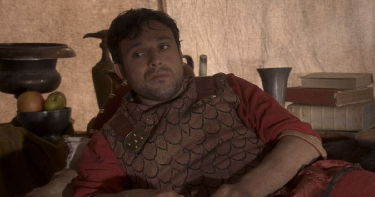 Kaamelott : un personnage de la série apprécié des fans sera absent du film #2