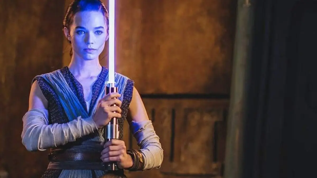 Star Wars : Disney dévoile un sabre laser rétractable ultra-réaliste