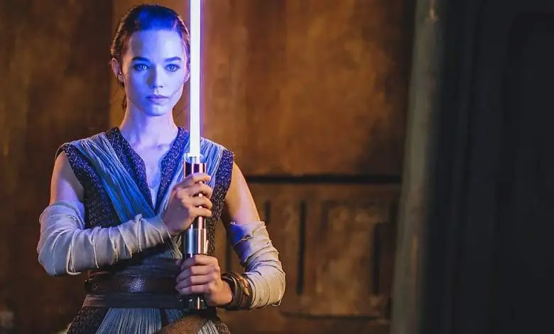 Star Wars : Disney dévoile un sabre laser rétractable ultra-réaliste