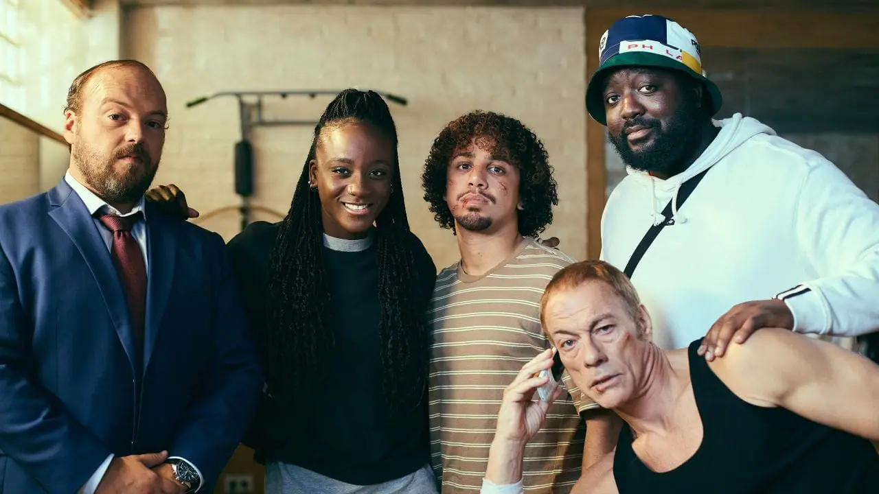 Une bande annonce déjantée pour Le Dernier Mercenaire, comédie d’action Netflix avec Jean-Claude Van Damme #2