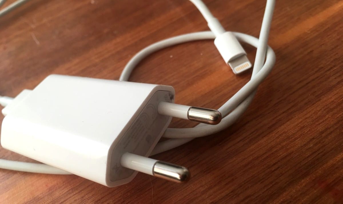 Dès 2024 tous les smartphones vendus en Europe devront avoir un port USB-C, même les iPhone #5