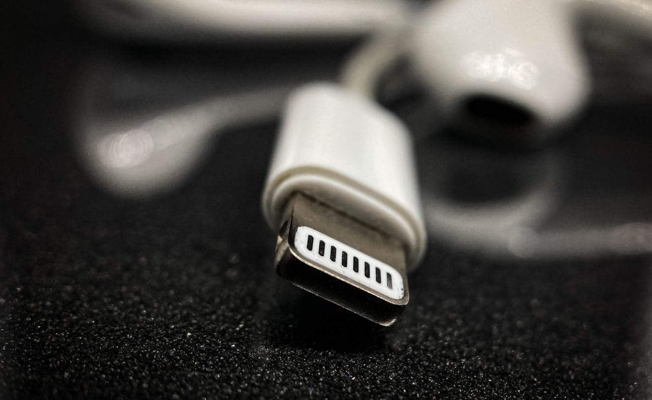 Le premier iPhone avec port USB-C s’est vendu 75.000 euros
