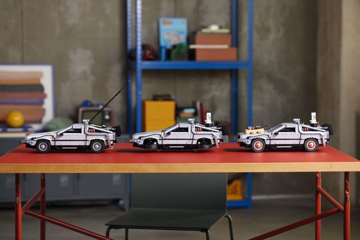 LEGO lance un set Retour vers le Futur avec une Delorean entièrement customisable #6