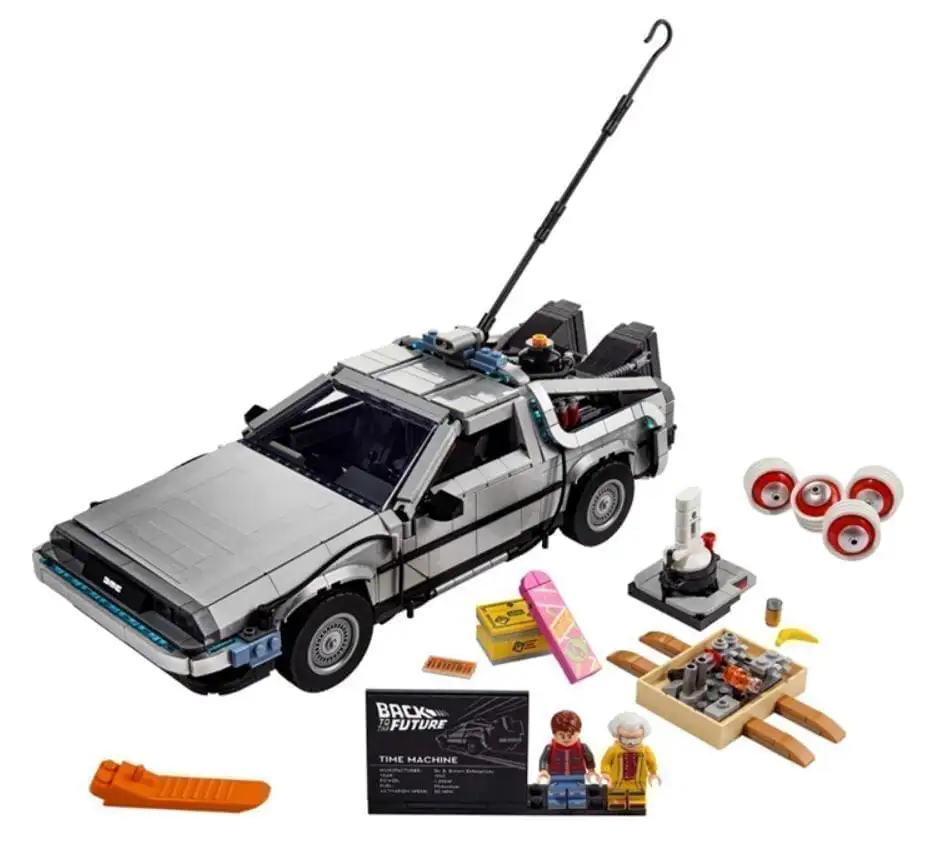 LEGO lance un set Retour vers le Futur avec une Delorean entièrement customisable #10