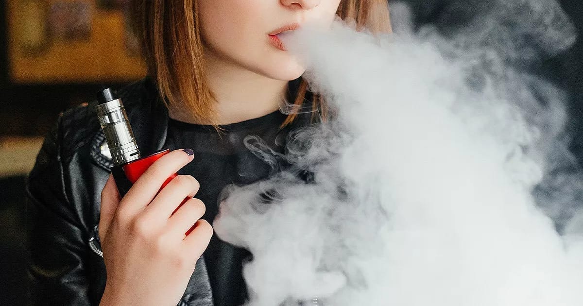 Power Vaping : Quelle cigarette électronique fait le plus de vapeur  ? #15