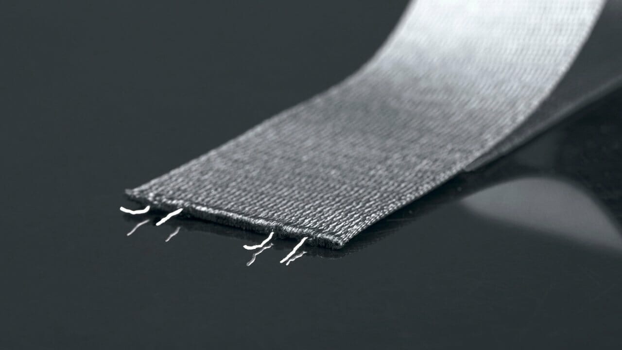 Cette ceinture de sécurité chauffante améliore de 15% l’autonomie des véhicules électriques