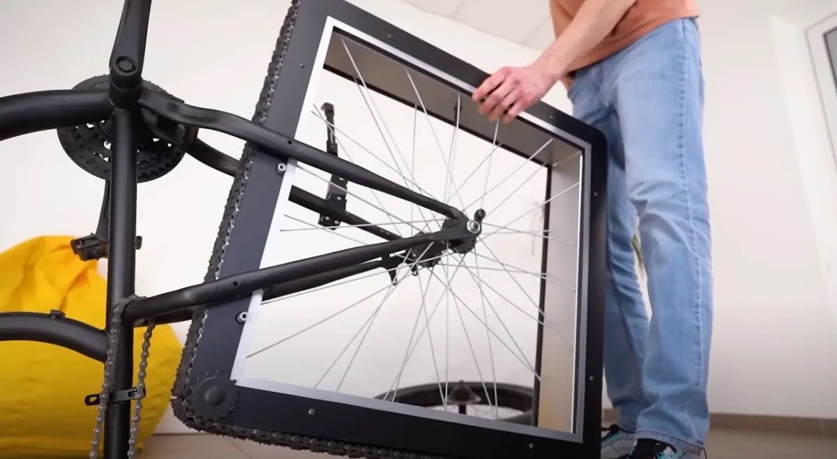 Ce vélo avec des roues carrées est 100% fonctionnel #4