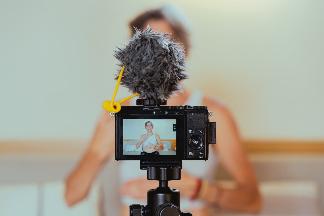 93% des contenus sponsorisés par les influenceurs respectent désormais la loi