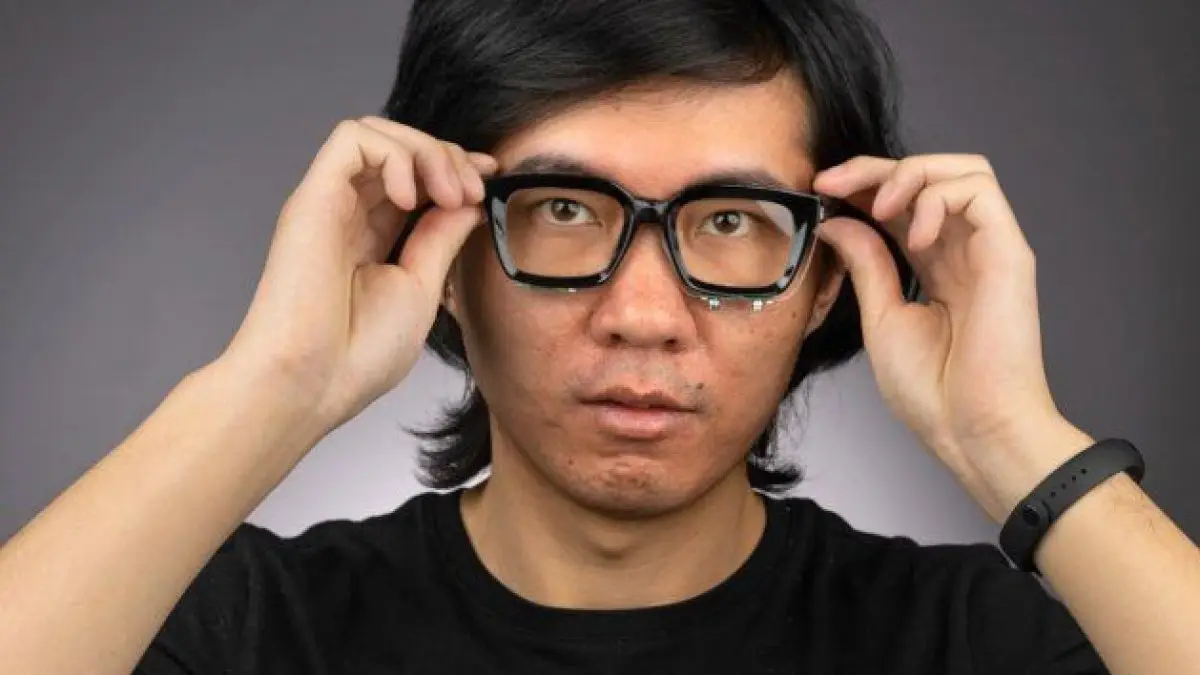 Des lunettes équipées de sonar pour lire sur les lèvres