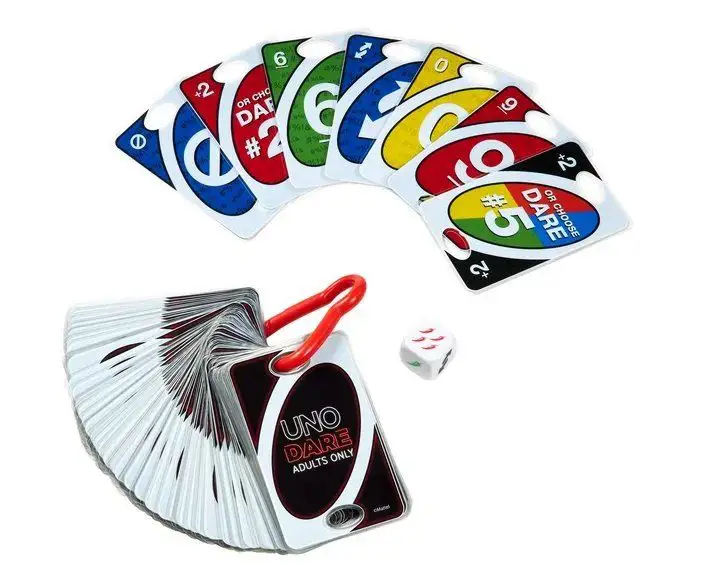 Mattel sort une version d’UNO pour adultes #3