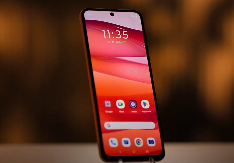 Motorola dévoile un smartphone qui se porte au poignet