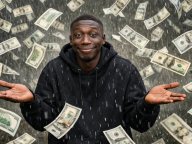 Khaby Lame pèse 1 milliard de dollars