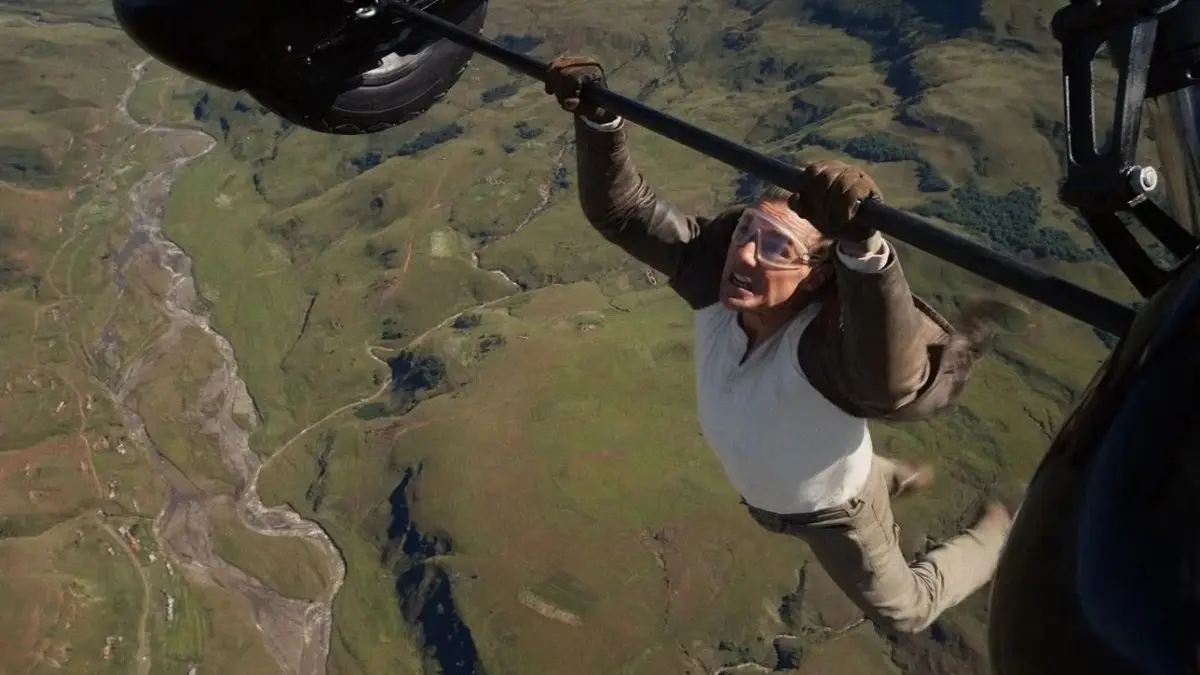 Mission Impossible : les 12 cascades les plus folles de Tom Cruise