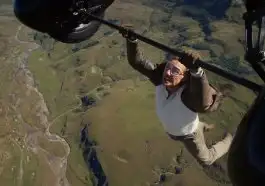Mission Impossible : les 12 cascades les plus folles de Tom Cruise