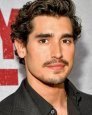 Henry Zaga