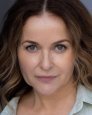 Julia Sawalha