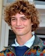 Niels Schneider
