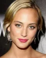 Nora Arnezeder