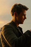 Divergente 3 : Au-delà du mur