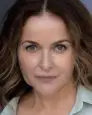 Julia Sawalha