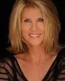 Leah Ayres