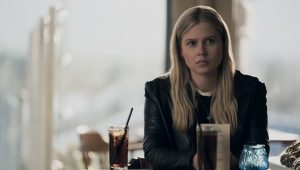 La dernière chose qu'il m'a dite Saison 2 Episode 2