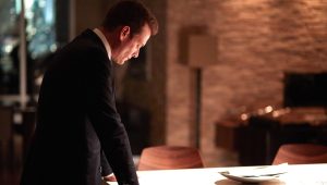 Suits Saison 7 Episode 10