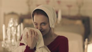 The Handmaid's Tale : La Servante écarlate Saison 1 Episode 9