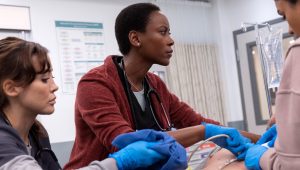 The Pitt Saison 1 Episode 3