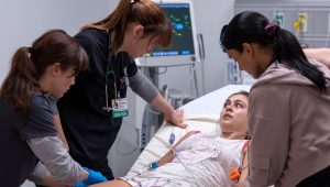 The Pitt Saison 1 Episode 3