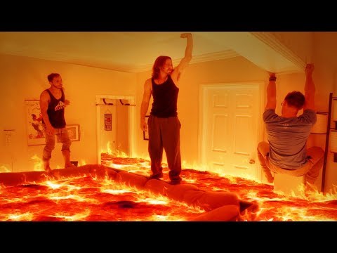 The Floor is Lava : le court-métrage délirant de trois colocs #2