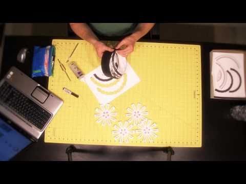 245 heures de travail pour fabriquer une Audi A7 en papier #2