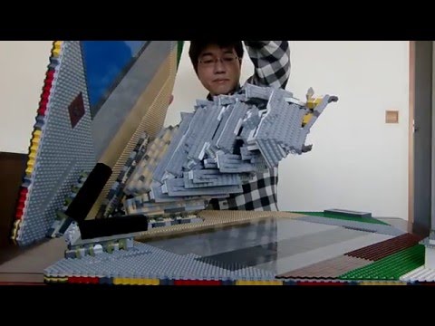 Cet incroyable château en LEGO se déplie comme un livre #3