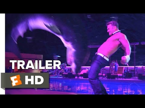 Sharknado 4 : une bande annonce avec des tornades de vaches et des requins en flammes #6